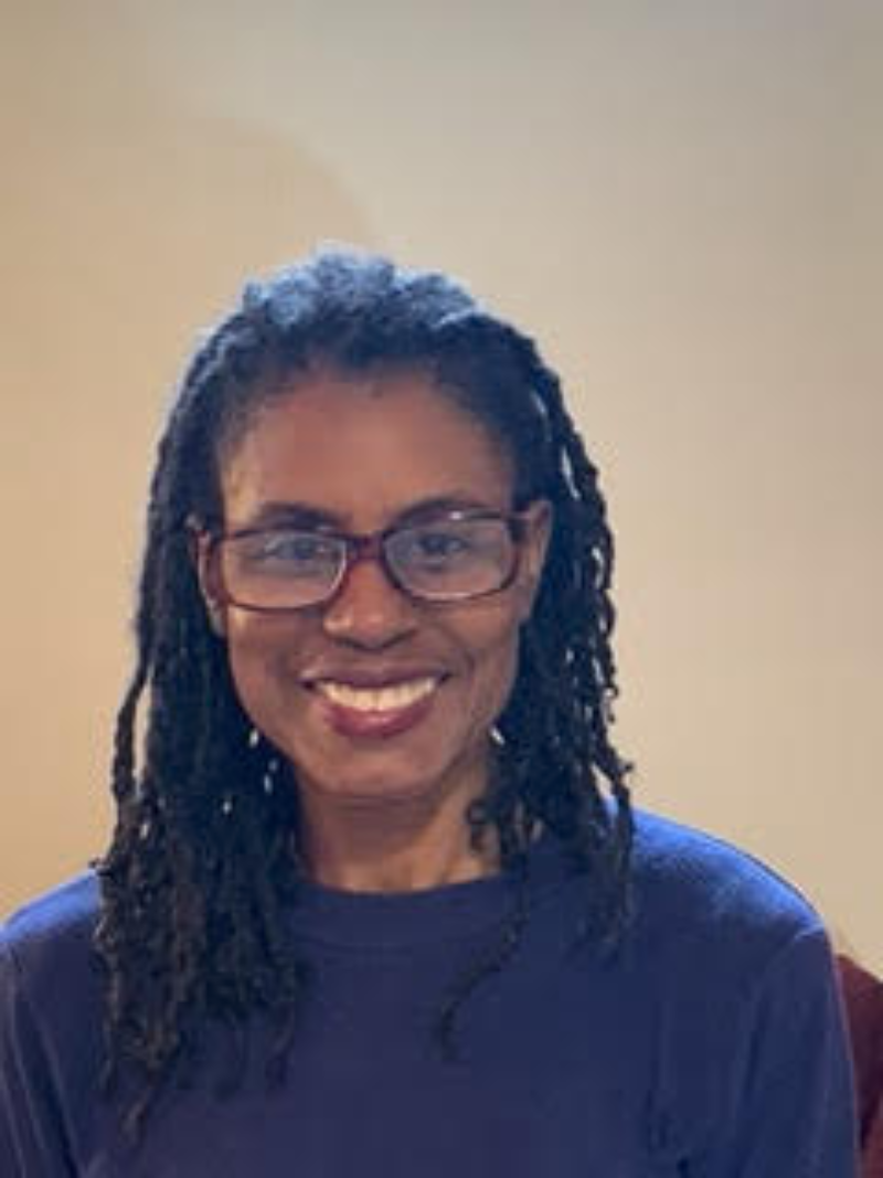 Headshot of a smiling woman